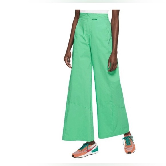 Nike Sportswear Women's Collection green Woven Wide Leg Pants size small new - Picture 1 of 5